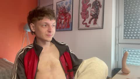 mimiro12 online show from April 11, 12:31 pm