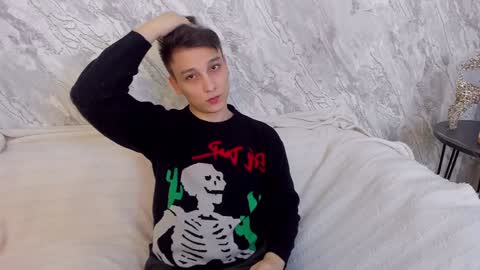 Snapshot of minato_kono chatting on January 24, 12:10 pm minato_kono online show from January 24, 12:10 pm