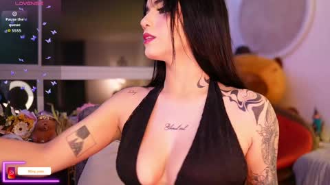 My name is Fer Nice to meet you  give it a thumbs up please its important online show from September 23, 4:39 am