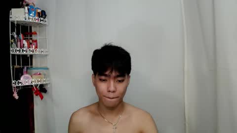 mingkla_man online show from March 6, 3:49 am