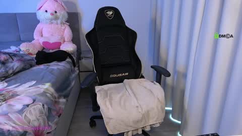 Kate online show from October 8, 5:35 am