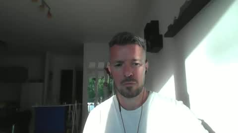 minka28 online show from May 9, 5:30 pm
