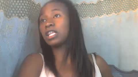 minouch211907 online show from July 1, 1:09 pm