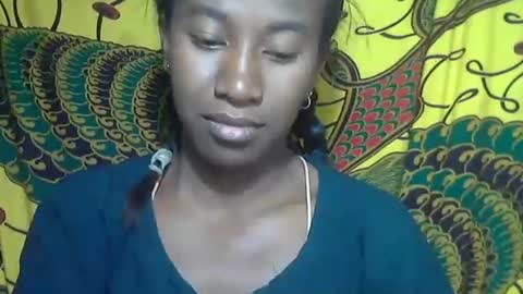 Snapshot of minouch211907 chatting on October 15, 1:42 am minouch211907 online show from October 15, 1:42 am