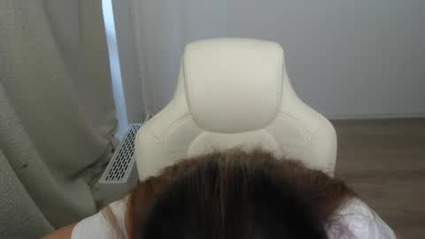 mira_g online show from October 13, 6:04 am