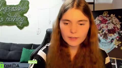 miraa_bloom online show from March 9, 2:54 pm