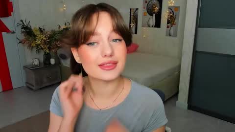 Emma online show from March 11, 4:07 pm