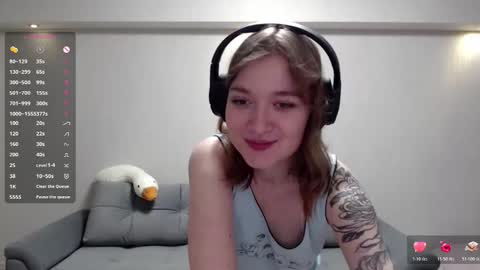 Mira online show from February 25, 9:18 pm