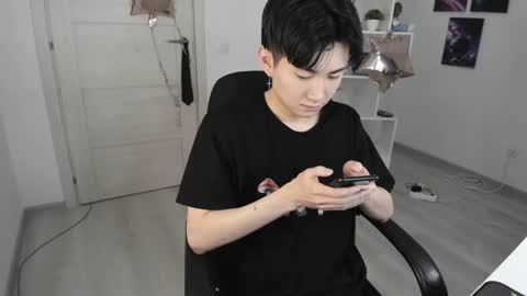              online show from January 22, 1:42 am