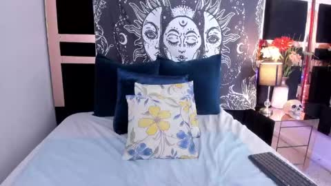 Miranda  online show from May 20, 5:52 pm