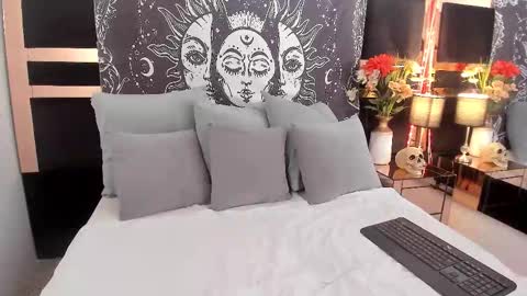 Miranda  online show from January 5, 5:27 pm