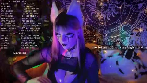 mirareed online show from October 8, 6:14 pm