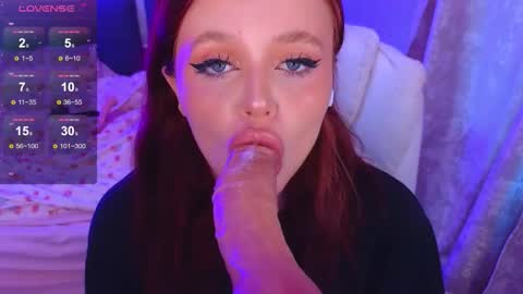 Snapshot of mirida_fox chatting on October 21, 1:05 pm mercantile online show from October 21, 1:05 pm
