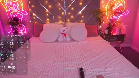 Mira online show from February 11, 2:21 pm