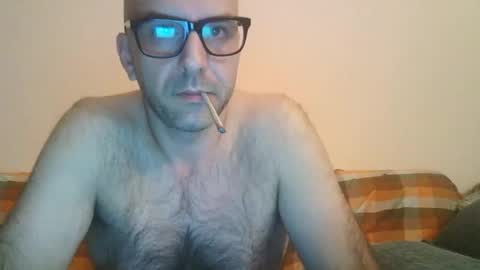 Snapshot of mirko245 chatting on October 11, 9:18 pm mirko245 online show from October 11, 9:18 pm