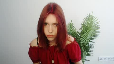 misaki_chan_ online show from May 2, 7:25 am