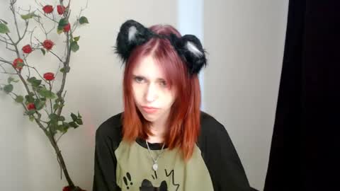 misaki_chan_ online show from May 22, 10:00 am