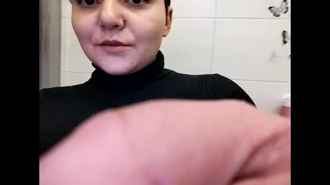 Misisssex online show from December 15, 12:39 am