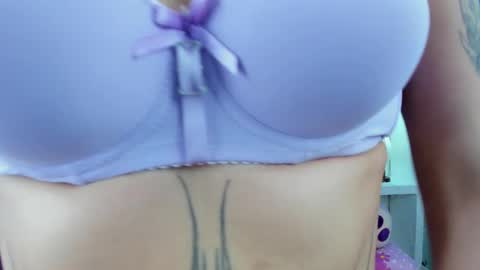 Marilyn online show from December 22, 6:36 pm