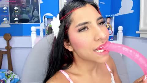 Snapshot of miss___allison chatting on February 22, 2:08 pm Allison online show from February 22, 2:08 pm
