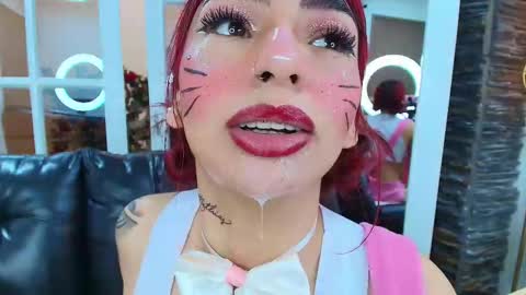 Abigail online show from October 18, 8:02 pm