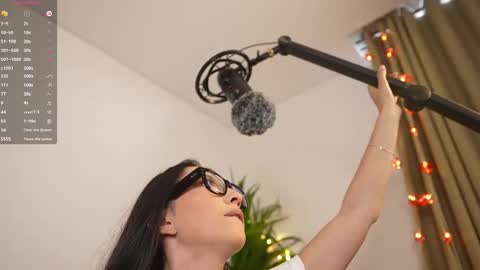 miss airi online show from February 16, 3:21 pm