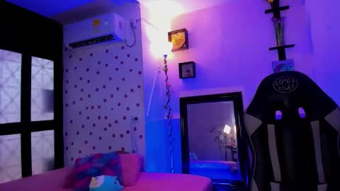 Snapshot of miss_akemi chatting on September 13, 2:19 pm Akemi 3 online show from September 13, 2:19 pm