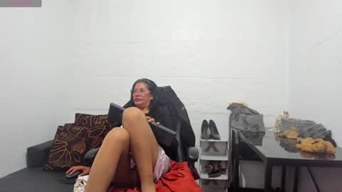 Clare PocaHose online show from July 24, 1:25 am