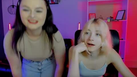 miss_courtney online show from May 27, 8:44 am