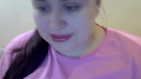 Miss Crystal online show from December 4, 5:01 pm