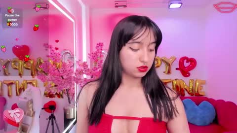 Snapshot of miss_dolly1 chatting on February 19, 3:38 pm Melanie online show from February 19, 3:38 pm