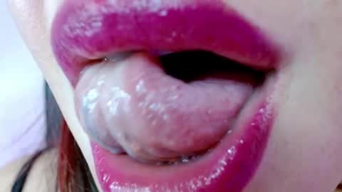 Miss Evoleth online show from February 28, 8:20 am