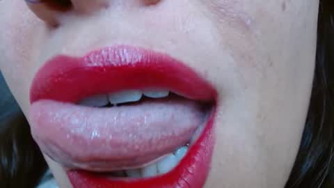 Miss Evoleth online show from March 6, 4:06 pm