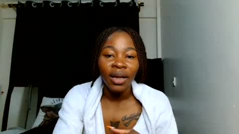 Miss Kiarrafit online show from June 27, 1:17 pm