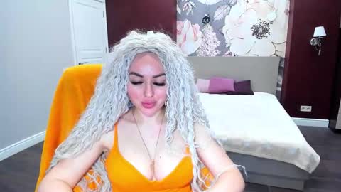 Snapshot of miss_kiten chatting on September 10, 6:31 pm miss_kiten online show from September 10, 6:31 pm