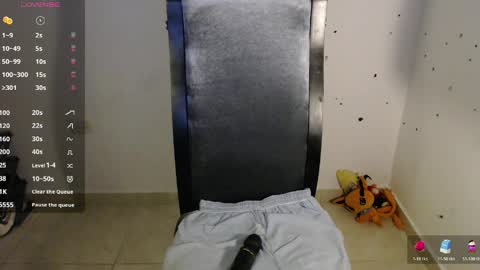 ly independent model online show from April 1, 11:45 pm