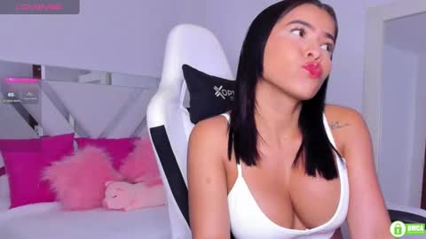   online show from February 18, 10:14 pm