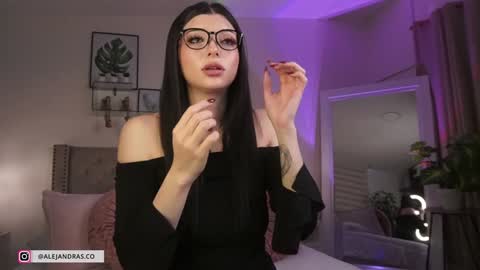 Alejandra online show from March 13, 2:31 pm