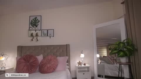 Alejandra online show from February 19, 12:32 am