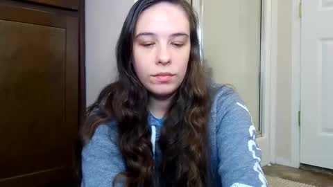 Bella online show from June 8, 1:28 am