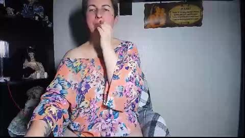 miss_tasha_kom online show from November 22, 5:33 pm