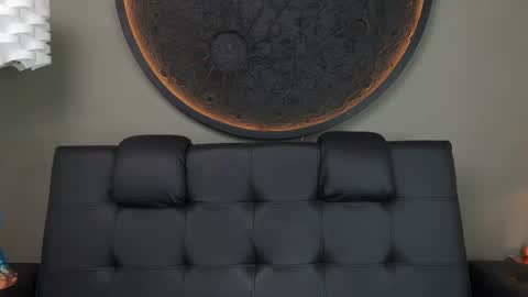 Vaiolette online show from October 8, 11:38 am