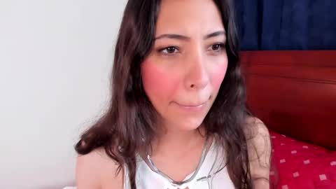 Miss Veronica online show from November 7, 1:35 pm