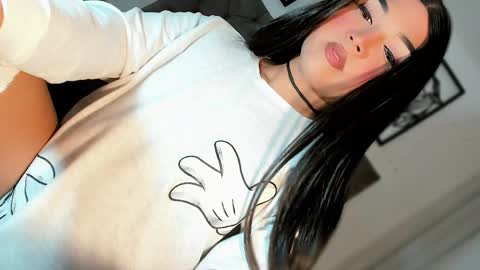 miss_zz online show from April 13, 6:34 pm