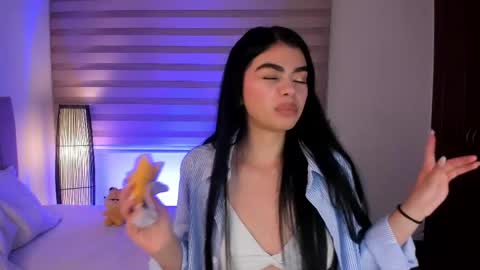 Ariadna Ruiz online show from April 15, 12:41 pm