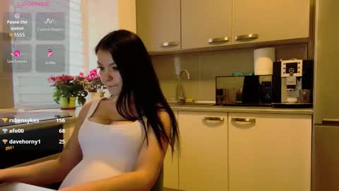 missbya online show from March 5, 7:28 am