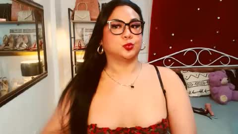 missdominantbigcockx online show from May 7, 7:09 pm