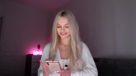 EMMA online show from January 13, 7:10 pm