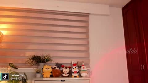 Julieta Arboleda   but i like call me esme online show from November 18, 9:40 pm