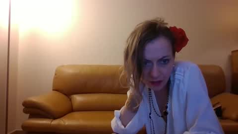 missheals online show from May 12, 12:41 am